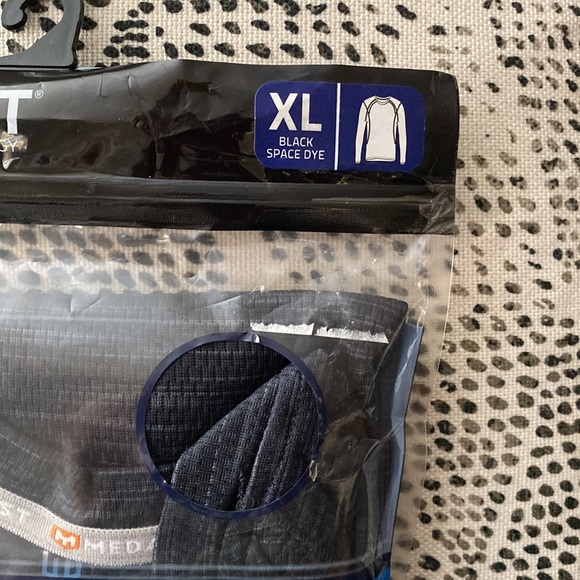 Men’s Crew Thermo-Gear - Picture 2 of 3